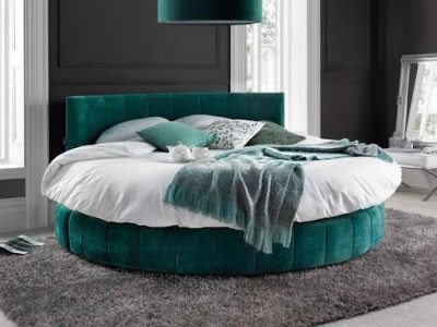 Кровать для спальни: особенности и разновидности
