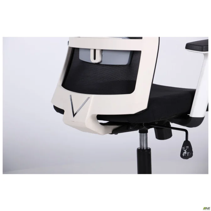 Крісло Uran White HR сидіння Сідней-07/спинка Мережа HY-100 чорна AMF