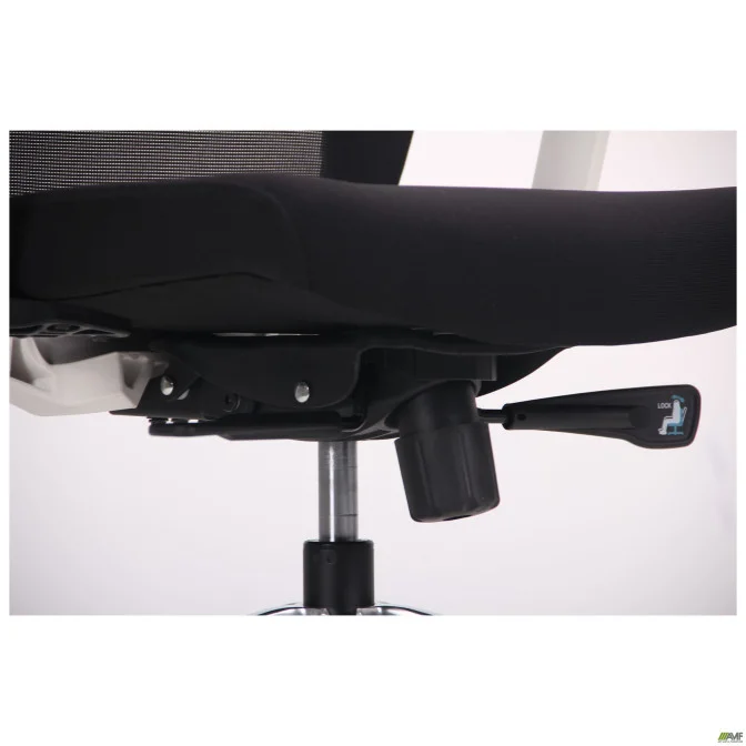 Крісло Install White, Alum, Black/Black AMF